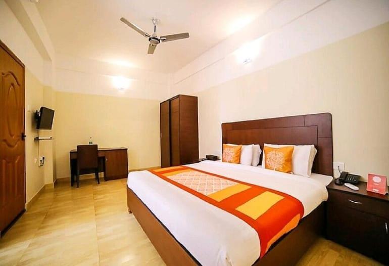 Hotel Tayas Trippapur Buitenkant foto